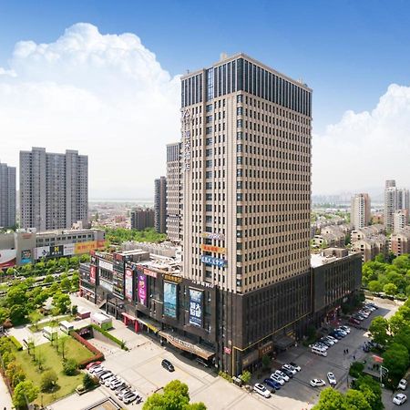 杭州滨江滨文路亚朵酒店 外观 照片